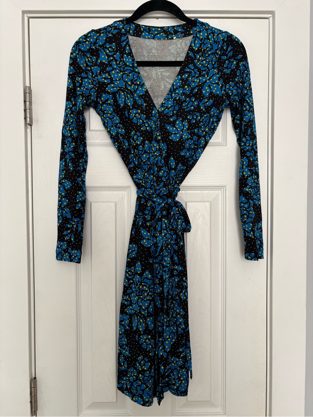 Diane Von Furstenberg 100% Silk Collarless Wrap Dress Midnight Floral Polka Dot